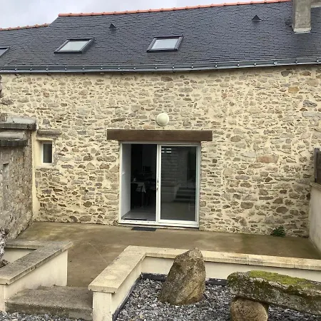 La Petite Maison Du Gue * Bouee